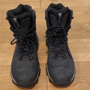 Columbia Men's Bugaboot II Snow Boot Size 8